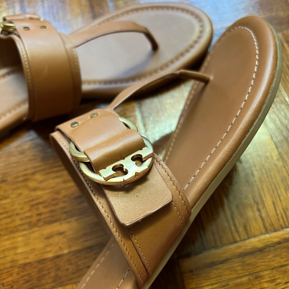 Tory Burch Sandals Excellent Condition sz 9 brown Flip Flop - Picture 8 of 12